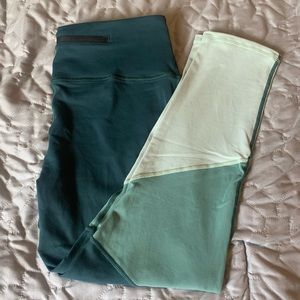 Senita Triple Threat Capris size L